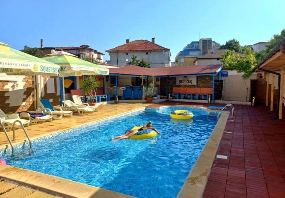 Hotel Stoyanov Ράβντα Εξωτερικό φωτογραφία