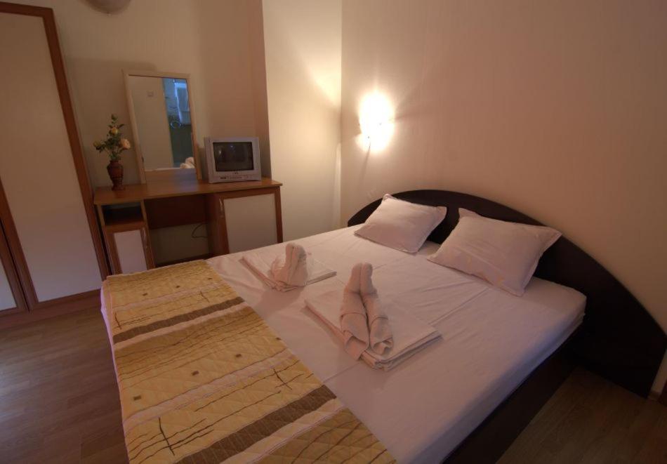 Hotel Stoyanov Ράβντα Εξωτερικό φωτογραφία